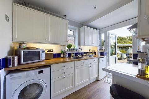 14 Windsor Drive, Ashford, TW15 3JE