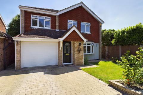 4 Bancroft Close, Ashford, TW15 2BZ