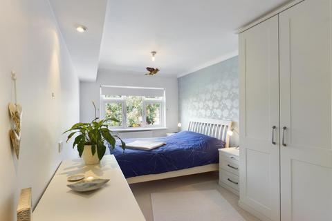 4 Bancroft Close, Ashford, TW15 2BZ