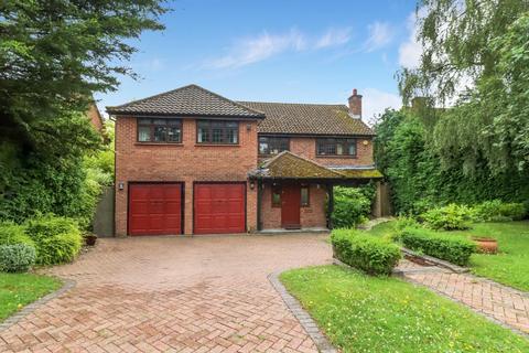 17 Tilsworth Road, Beaconsfield, HP9 1TR