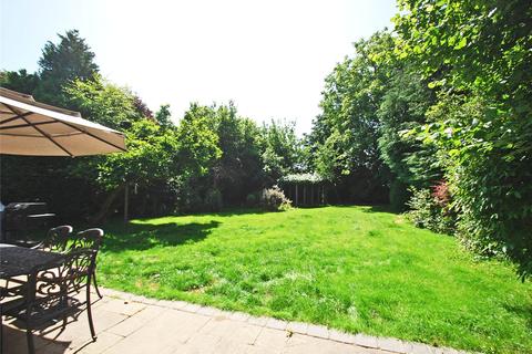 17 Tilsworth Road, Beaconsfield, HP9 1TR