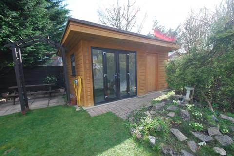 40 Heath Road, Beaconsfield, HP9 1DG