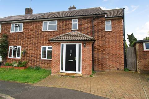 58 Candlemas Mead, Beaconsfield, HP9 1AR