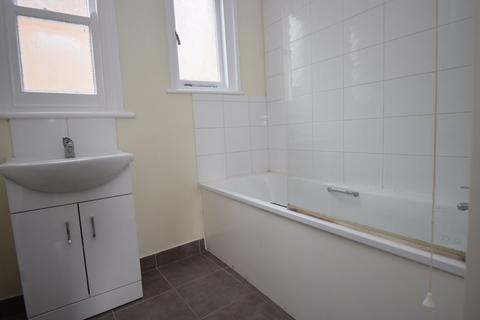 2 bedroom apartment to rent, Lincoln Hatch Lane, Burnham, Bucks, SL1