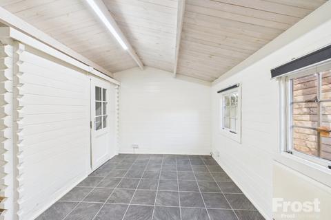 1 bedroom detached house to rent, Log Cabin @ Beeches, Oak Stubbs Lane, Dorney Reach, Berkshire, SL6