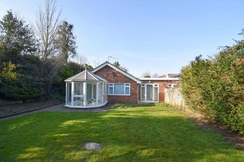 11 Aldbourne Road, Burnham, Slough, SL1 7NJ