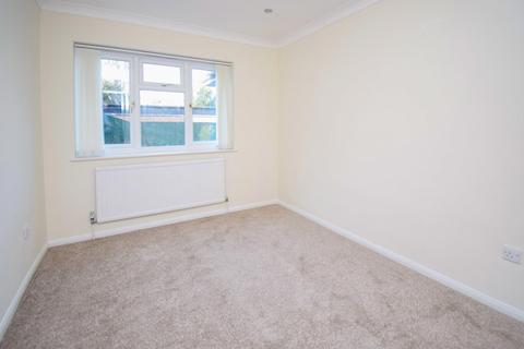 11 Aldbourne Road, Burnham, Slough, SL1 7NJ