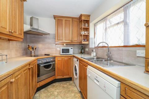 15 Bevan Hill, Chesham, HP5 2QS