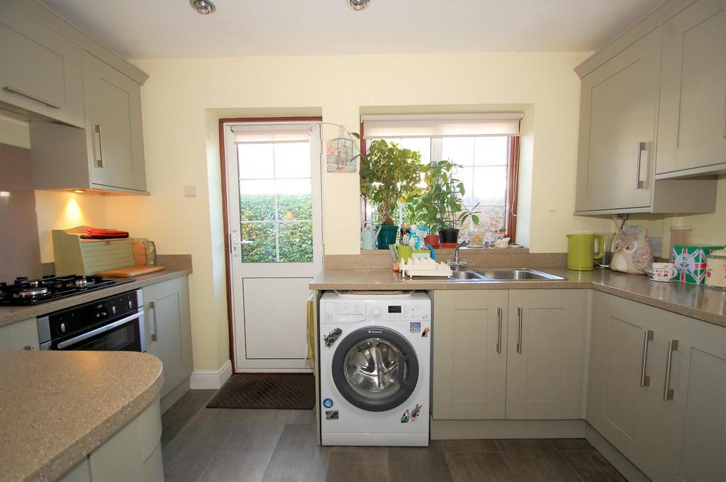 Kitchen 2
