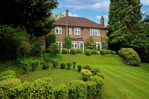 High Meadows Cokes Lane, Chalfont St Giles, HP8 4TA
