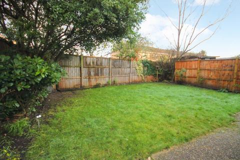 2, Elthorne Court Boundaries Road, Feltham, TW13 5DX