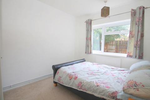 2, Elthorne Court Boundaries Road, Feltham, TW13 5DX