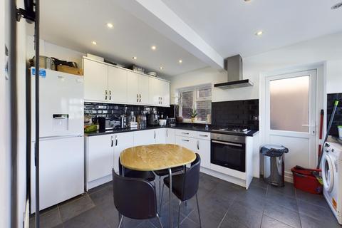 5 Clymping Dene, Feltham, TW14 0JA