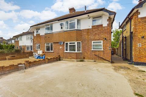 60 Elmcroft Close, Feltham, TW14 9HJ
