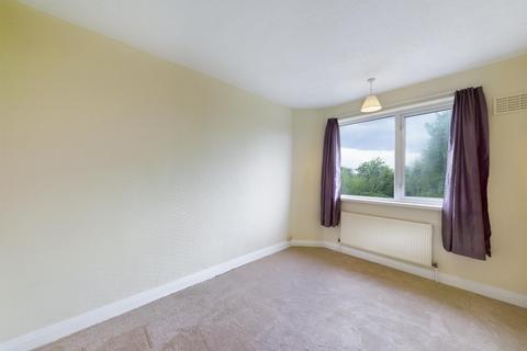 60 Elmcroft Close, Feltham, TW14 9HJ