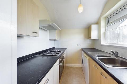 60 Elmcroft Close, Feltham, TW14 9HJ