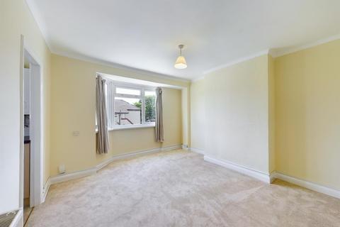 60 Elmcroft Close, Feltham, TW14 9HJ