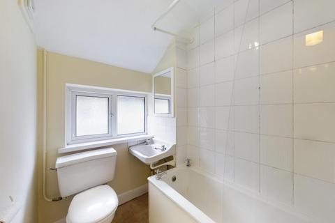 60 Elmcroft Close, Feltham, TW14 9HJ