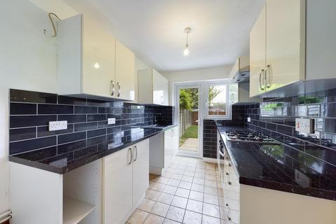 29 Ruscombe Way, Feltham, TW14 9NY