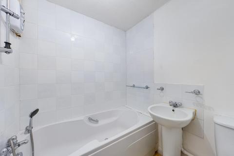 29 Ruscombe Way, Feltham, TW14 9NY