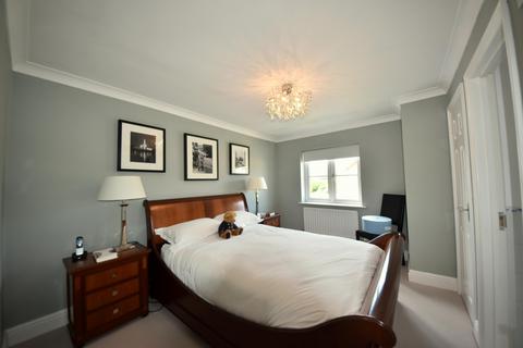 6 Bakers Orchard, Wooburn Green, High Wycombe, HP10 0LS
