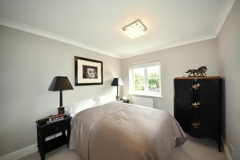6 Bakers Orchard, Wooburn Green, High Wycombe, HP10 0LS