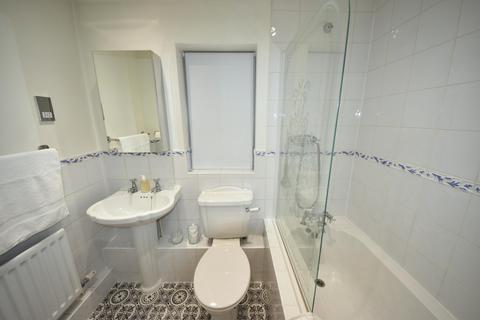 6 Bakers Orchard, Wooburn Green, High Wycombe, HP10 0LS