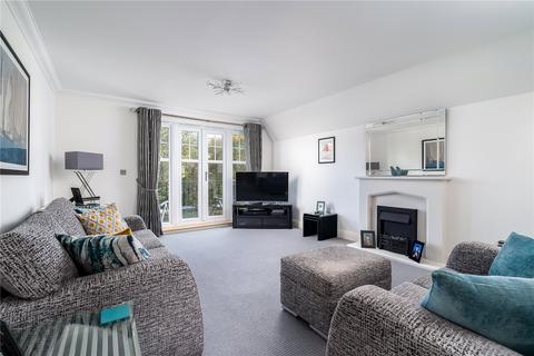 2 bedroom apartment for sale - Rutherford House, Packhorse Road, Gerrards Cross, Buckinghamshire, SL9