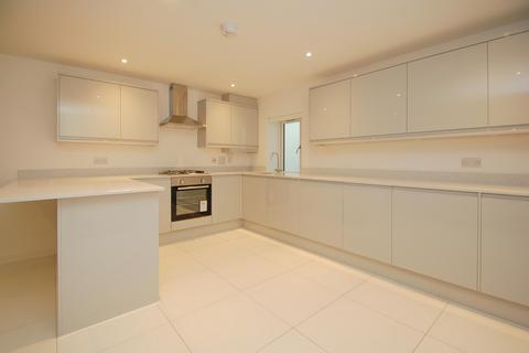 2 bedroom apartment for sale - Apartment 3, Block A, 34-36 Oak End Way, Gerrards Cross, Buckinghamshire, SL9