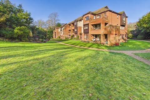 4 bedroom apartment for sale, Raylands Mead, Gerrards Cross, Buckinghamshire, SL9