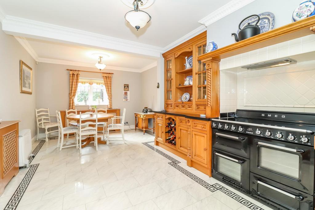 Kitchen / Breakfast