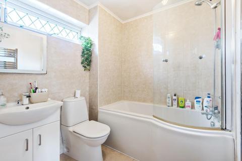 19 Wolstan Close, Denham, Uxbridge, UB9 5BU
