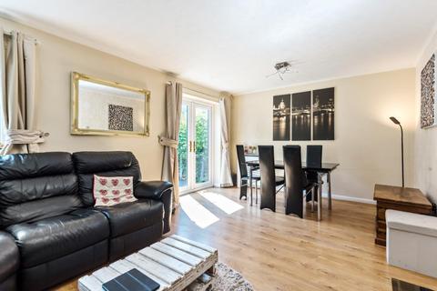 19 Wolstan Close, Denham, Uxbridge, UB9 5BU