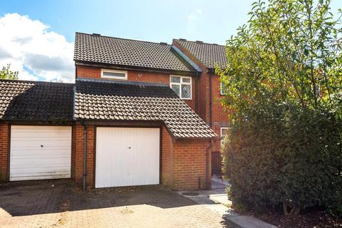 19 Wolstan Close, Denham, Uxbridge, UB9 5BU