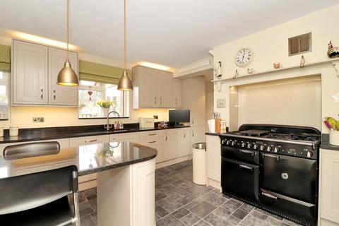 39 Sefton Close, Stoke Poges, Slough, SL2 4LH