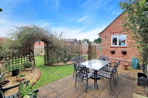 39 Sefton Close, Stoke Poges, Slough, SL2 4LH