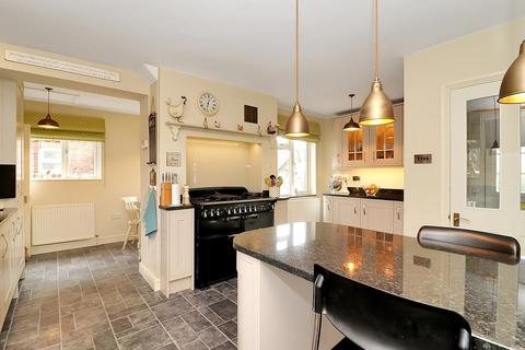 39 Sefton Close, Stoke Poges, Slough, SL2 4LH