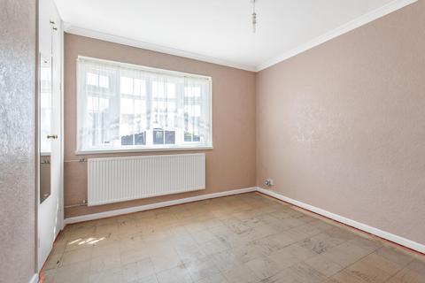 9 Penn Meadow, Stoke Poges, Slough, SL2 4EB
