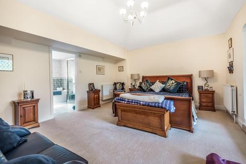 20 Beech Waye, Gerrards Cross, SL9 8BL