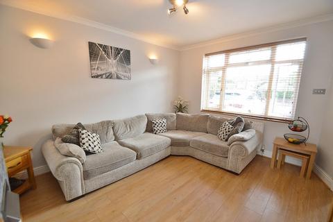 39 Swabey Road, Slough, SL3 8NR
