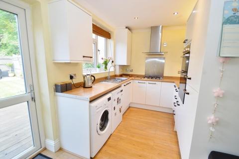 39 Swabey Road, Slough, SL3 8NR