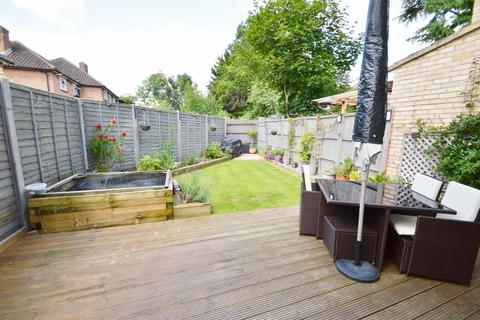 39 Swabey Road, Slough, SL3 8NR