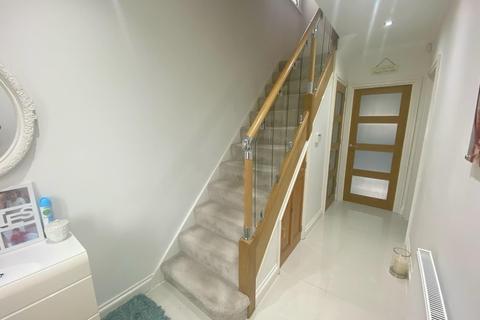 22 Laurel Avenue, Slough, SL3 7DG