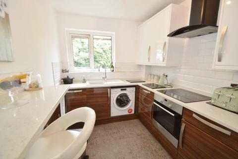 7, Anvil Court Blacksmith Row, Slough, SL3 8LB