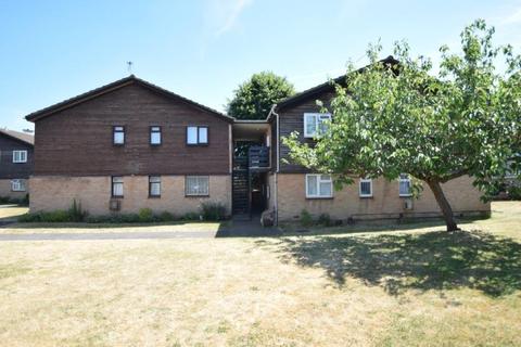 203 Holmedale, Slough, SL2 5RJ