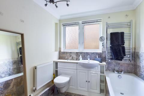 14, Penton Court Jamnagar Close, Staines, TW18 2JU