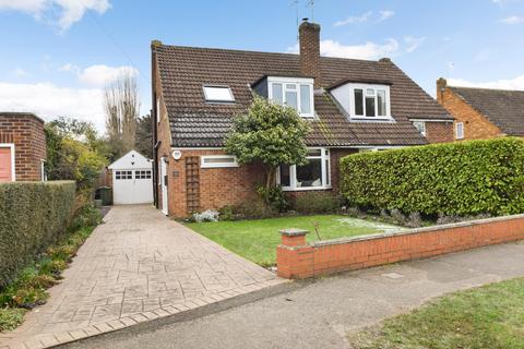 16 Link Road, Datchet, Slough, SL3 9LB