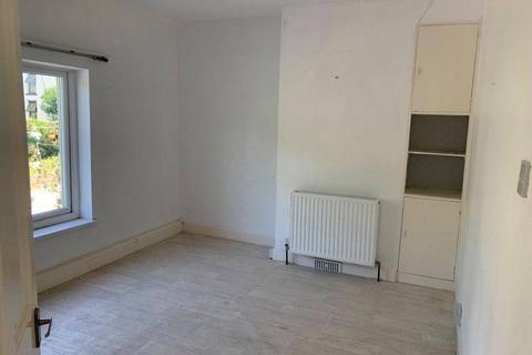 3 Deeley Road, Ystalyfera, Swansea, SA9 2LW