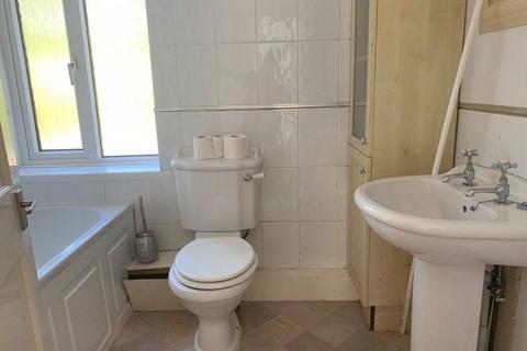 3 Deeley Road, Ystalyfera, Swansea, SA9 2LW
