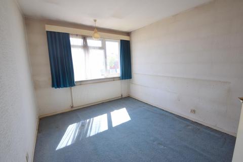 58 Gallys Road, Windsor, SL4 5RA